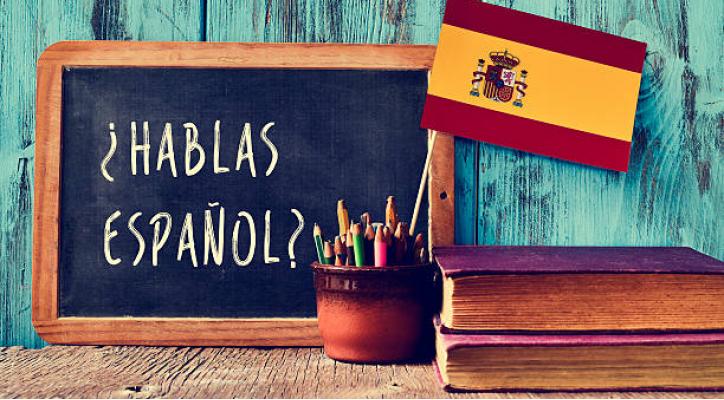 Taller de Cáritas de Alfabetización y Cultura Española