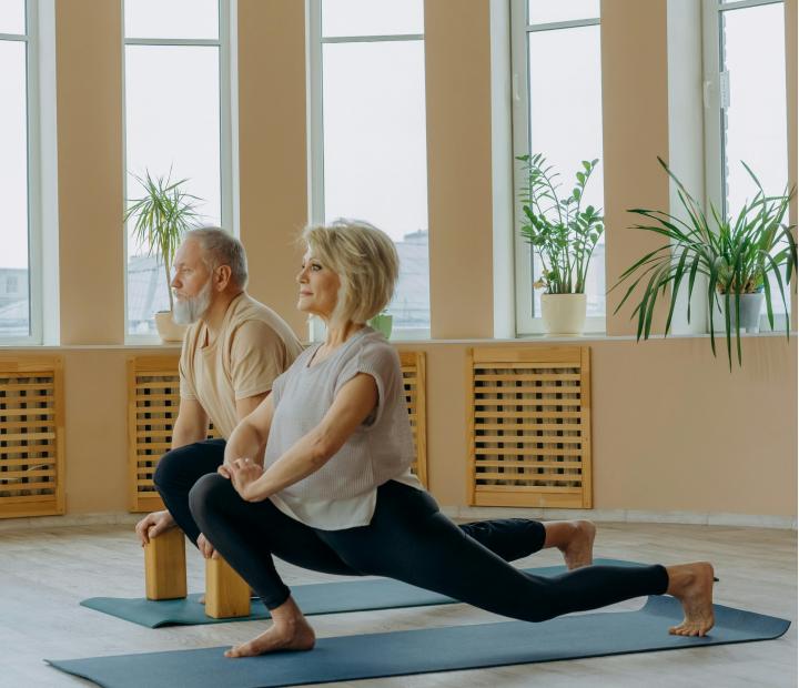 Yoga personalizado en grupo. Equilibrio vital a tu medida