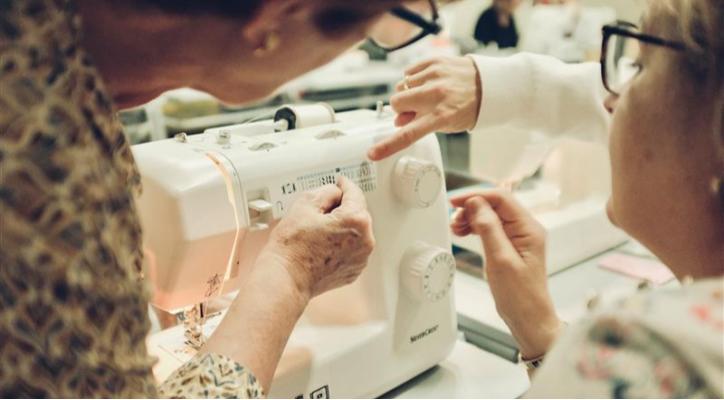 Aprender a coser a máquina. Turno de tarde, Lunes