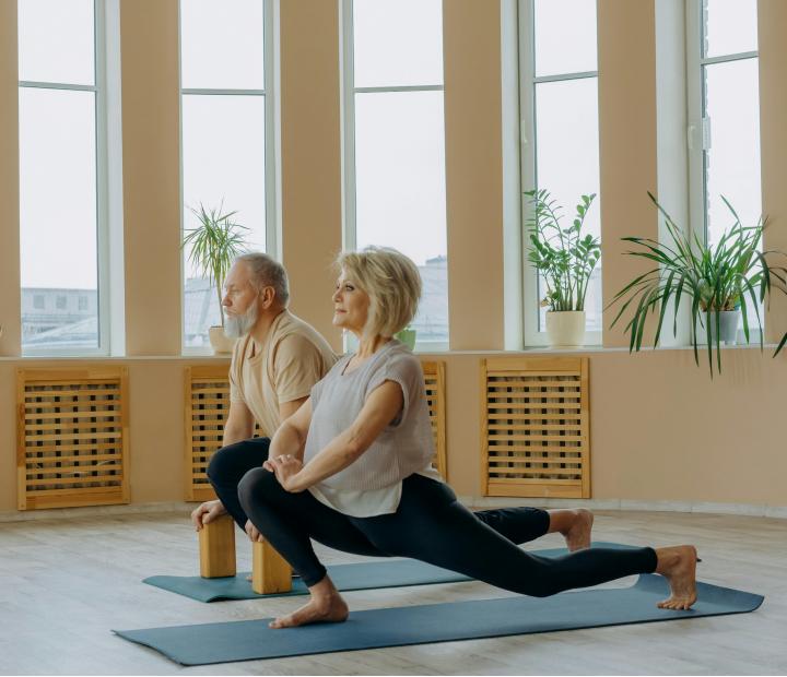 Yoga personalizado en grupo. Equilibrio vital a tu medida